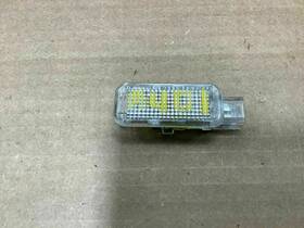 4445023272 Audi A4 2005 Cabrio Interior Left Or Right Door Panel Dome Light Lamp Factory