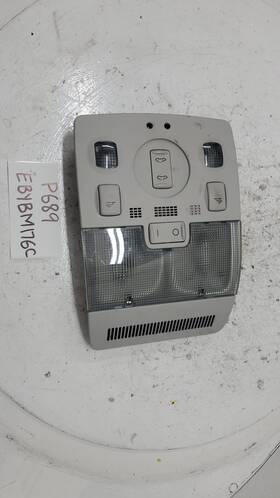 P689 Audi 2006 A3 Roof Reading Light Assembly
