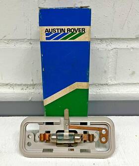 Austin Rover Eam1650 Ft59-69 Austin/morris Ft65-80 Mgb Interior Light No Lens