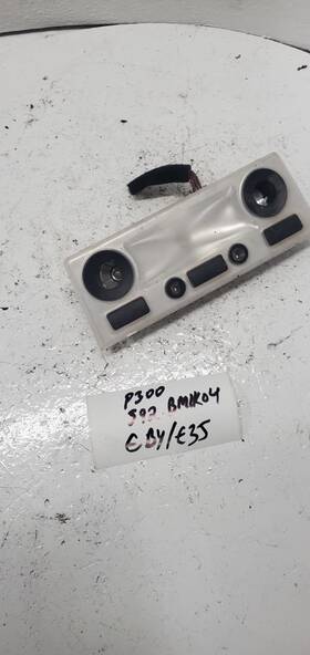 P300 Bmw 2004 530i Overhead Dome Light Assembly