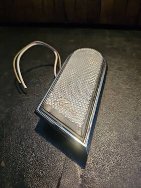 20797984 Buick 1986-93 Riviera Passenger Side Right Rear Dome Light Reading Lamp 1a 20797984 Buick 1986-93 Riviera Passenger Side Right Rear Dome Light Reading Lamp 1a