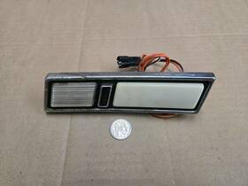 20548683 Cadillac Oem 1988-1991 Eldorado Seville Right Interior Courtesy Light