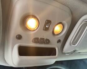 15090164 Chevrolet 2003-2006 Gmc Yukon Tahoe Avalanche Dome Light W Home Link And Sunroof