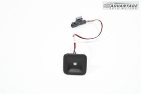 1563190 Chevrolet 2019-2023 Blazer Interior Door Panel Courtesy Light Lamp Oem