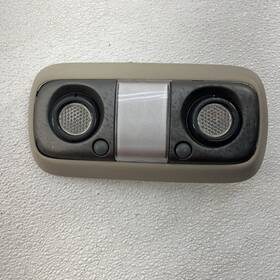 15753649 Chevrolet 94-99 Chevy Suburban Tahoe Yukon Dome Light Map Reading Oem Needs Paint