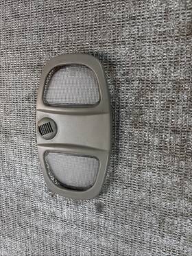 17052a7310 Chevrolet Equinox Overhead Dome Light Cover 2007