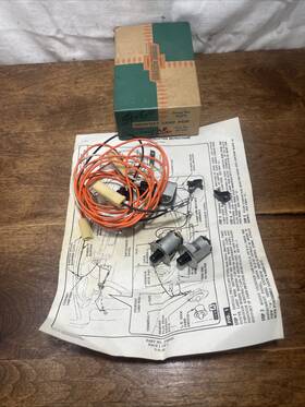 987994 Chevrolet 987944 Nos 1959-60 Chevy Biscayne Courtesy Lamp Unit Accessory