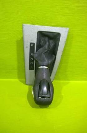 241-01012 Ford 12 Focus Gear Shift Shifter Bezel With Knob Oem 3714-15