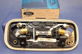 D8tz-13786-b Ford Nos Plate Asy