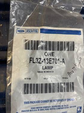 Fl3z13e701a Ford New Oem Front Center Console Lamp