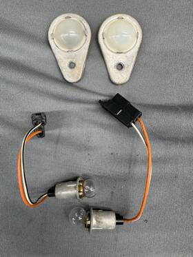579967 General Motors Gm 1964-1968 Oldsmobile 442 Cutlass Chevy Chevelle Dash Courtesy Light Eighty Eight 579967 General Motors Gm 1964-1968 Oldsmobile 442 Cutlass Chevy Chevelle Dash Courtesy Light Eighty Eight