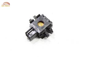 23430624 Gm Chevrolet Tahoe Front Floor Flood Light Lamp Oem 2015 - 2020