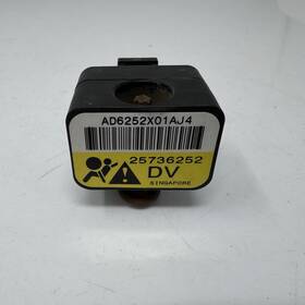 25736252 Gm Oem 2000-2005 Cadillac Deville Front Sensor Tested