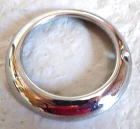 5959722 Gm Cadillac 1966-79 Light Trim Bezel Dome Courtesy Marker 3-3/4 Inch Od 2-3/4 Id