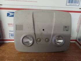 1843804-31 Gmc Roof Dome Light Acadia 2007 2012 Headliner Celling Front Center Reading Map Lamp