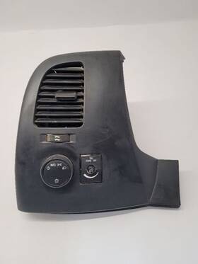 131.gm9y09 Gmc Truck 2009 09 Sierra 2500 Left Lh Dash Vent W Headlight Switch