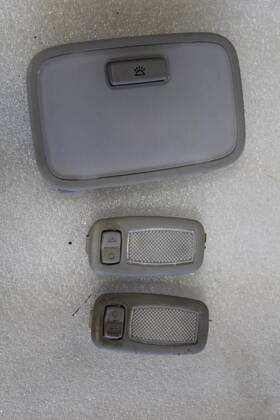 262.hy1521 Hyundai 2018 2019 2020 2021 2022 Kona Dome Lights Overhead Roof Lamps 3 Pieces