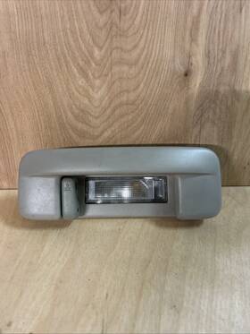 1104692 Jeep Commander Roof Lamp/handle-lamp Pn#1104692 2006-10 Rear Lh Driver Side With Dome Light