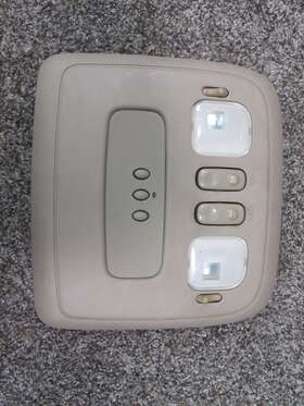 6367060040 Lexus 1998-2002 J100 Lx470 Front Overhead Console Reading Light W Sunroof Switch
