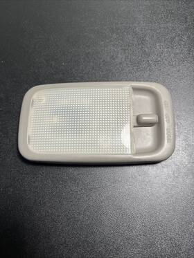 81240-1206-b6 Lexus 2001-2005 Is300 Sedan Interior Rear Dome Light Lamp Oem