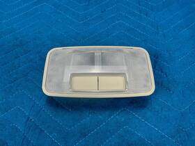 81360-60040 Lexus Gx460 Roof Room Dome Spot Light Lamp Ivory 39k 2010-2023 Oem