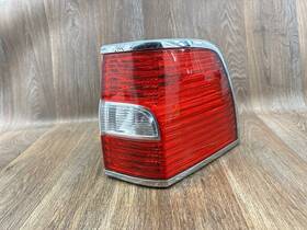 8l7z-13404-a Lincoln 13404 8l7z13404a 2007 2014 Navigator Tail Light Passenger Right Side Outer 8l7z-13404-a Lincoln 13404 8l7z13404a 2007 2014 Navigator Tail Light Passenger Right Side Outer