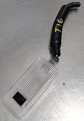 D651-51-440b Mazda D651-51-440a Cx-5 2015 Oe Rear Trunk Cargo Compartment Lamp Light Left 4p