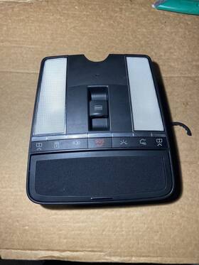 216-820-91-85 Mercedes-benz Black Overhead Sunroof Control Dome Map Light For 07-13 W221 S550 S600