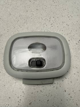 A1638203523 Mercedes-benz 2003-2005 Ml350 Rear Interior Overhead Dome Light Lamp Oem