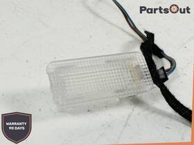 A2088206501 Mercedes-benz 2007-12 Gl450 X164 Central Console Compartment Glove Box Lamp Light Oem