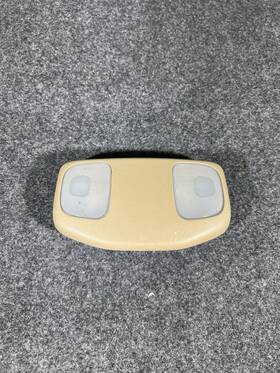 26430-8b400 Nissan 1998-2001 Frontier Front Overhead Dome Light Tan Oem