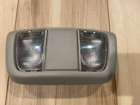 26430-9z510 Nissan 02-04 Xterra Frontier Overhead Map Dome Interior Light Grey Oem