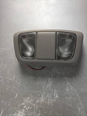 Nissan 264307z100 Frontier Dome Light 2003