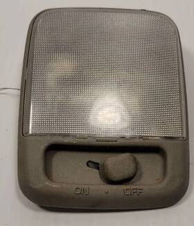 36536 Nissan 2005-2015 Xterra S Dome Light Rear 3rd Row Roof 06 07 08 09 10 11 12 13