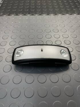 39826653 Oem 2015-2018 Volvo V60 Overhead Rear Dome Light Lamp