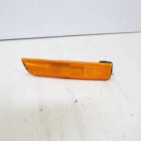3b0945072 Oem 2001-2005 Volkswagen Passat Front Right Side Marker Light Lamp