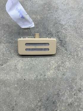 Oem E90 328i 330i 335i 06 07 08 09 10 11 328 330 335 Interior Visor Light Lamp 6 962 014 Unit