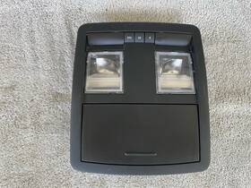 1ar29dx9ab Oem Lahl5 Dodge Challenger 6.4l Hemi 2016 - 2018 Front Interior Light