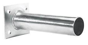 748-1 One Pair Of 4 Bolt Quarter Fender Mounting Brackets For Tractor Trailers
