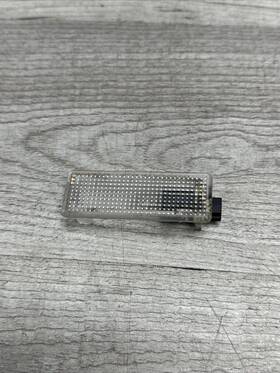 160754 Range Rover 2012-13 Sport Interior Courtesy Light Oem 160754 Range Rover 2012-13 Sport Interior Courtesy Light Oem
