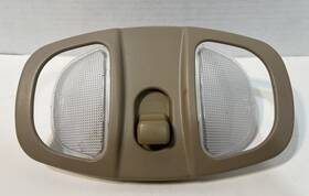 17051-a-8213 Suzuki 2002-2007 Oem Xl7 Vue Equinox Torrent Front Dome Light Lens Sun Roof Tan 17051-a-8213 Suzuki 2002-2007 Oem Xl7 Vue Equinox Torrent Front Dome Light Lens Sun Roof Tan