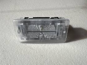P1634440-98-b Tesla 1 Pcs Oem Factory Model Y White Led Door Puddle Light