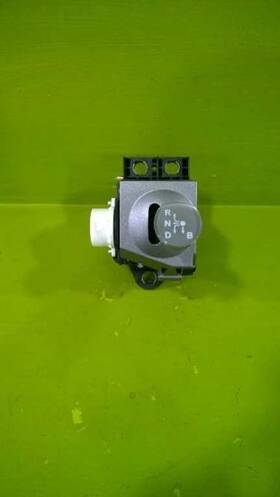 241-10453a Toyota 04 05 06 07 08 09 Prius Gear Selector Switch Oem 3300-4