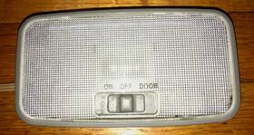 60916 Toyota 2007 Camry Doom Light Rear Center On/off/door Grey/clear Oem Used