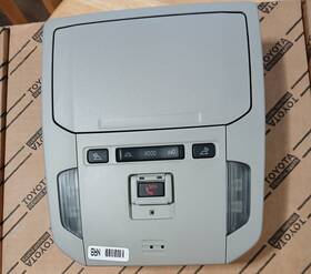 63650-0e361-b0 Toyota New Genuine Oe Box Roof Overhead Console Map Lamp Assy 636500e361b0