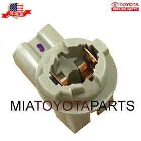 81275-12501 Toyota Oem 2013-2016 Rav4 Rear Combination Lamp Socket Tailamp