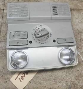 241-999001 Volkswagen 2005-2010 Vw Jetta Roof Overhead Console Dome Map Light Assembly Oem