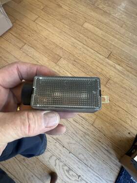 1392417 Volvo Genuine Nos Engine Hood Light 740 760 780 940 960
