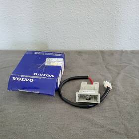 3508668 Volvo Courtesy Lamp - 1994-1995