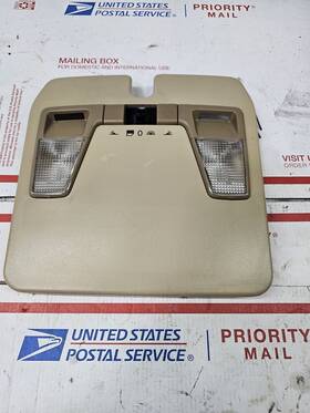 9169503 Volvo 94-00 850 S70 V70 V70r C70 Factory Oem Tan Vanity Dome Light Gray